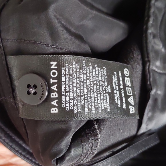 Babaton Aritzia Size 8 Command Crop Pants - Picture 6 of 16